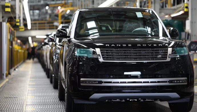 Marea Britanie acordă împrumut de 1,5 miliarde de lire pentru Jaguar Land Rover